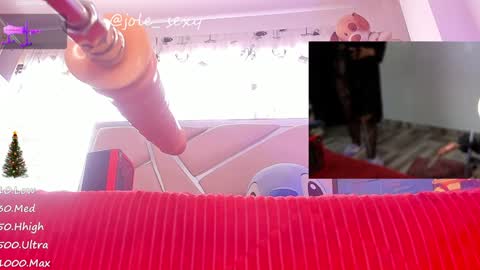 Snapshot of k4rolin chatting on 12/25/24, 03:28  Karolin  online show from 12/25/24, 03:28
