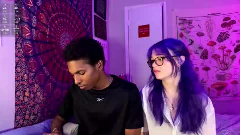 Snapshot of kaaat0714 chatting on 11/04/25, 12:10 kat online show from 11/04/25, 12:10