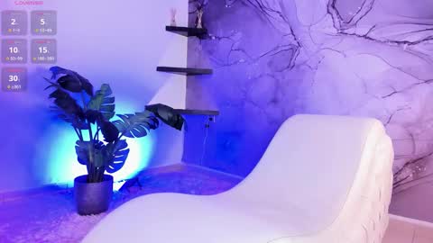 kaaterina_ online show from 10/14/25, 08:42