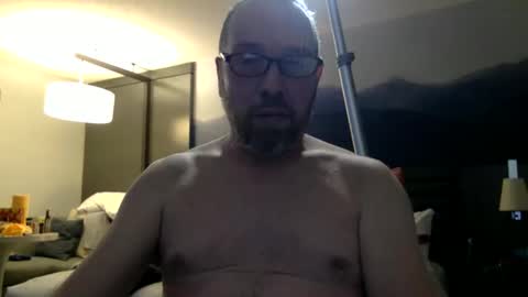 Snapshot of kab7310 chatting on 12/18/25, 03:01 kab7310 online show from 12/18/25, 03:01