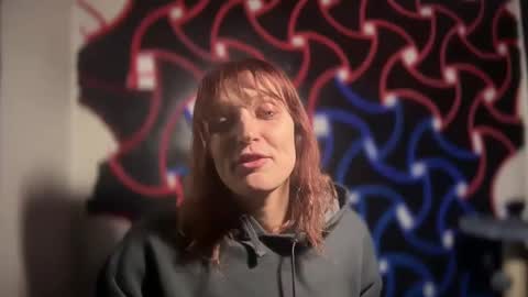 Snapshot of kaceelynn chatting on 12/18/24, 04:53 Kac online show from 12/18/24, 04:53