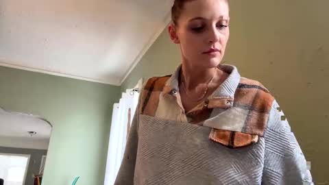 Snapshot of kaceelynn chatting on 02/10/25, 07:07 Kac online show from 02/10/25, 07:07