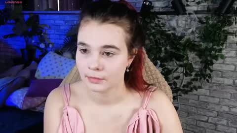 Snapshot of kacey_love chatting on 05/07/26, 06:19 Kacey online show from 05/07/26, 06:19
