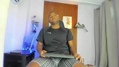 Snapshot of kael_noil chatting on 07/09/26, 11:36 kael_noil online show from 07/09/26, 11:36