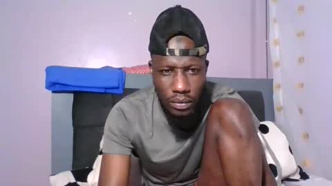 kai91799 online show from 11/10/25, 01:54