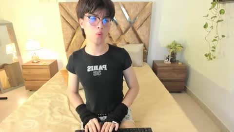 Snapshot of kai_blaz chatting on 03/12/26, 11:33 Kai online show from 03/12/26, 11:33