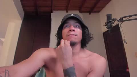 kai_herectix online show from 02/21/25, 09:32