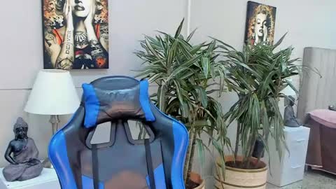 Snapshot of kai_storn chatting on 05/23/26, 11:03 kai_storn online show from 05/23/26, 11:03