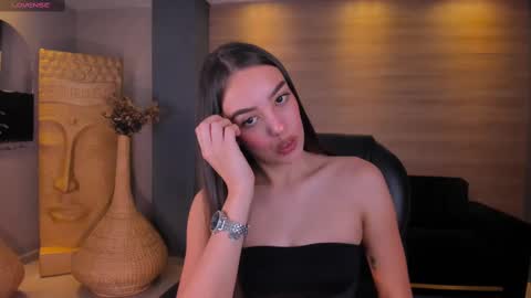 Kaia Ferreira online show from 03/08/25, 11:48