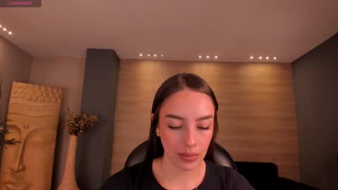 Kaia Ferreira online show from 03/12/25, 11:53