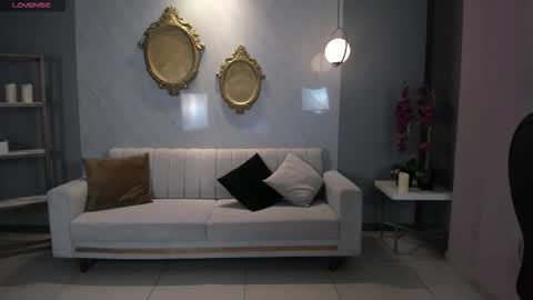 Kaia Ferreira online show from 10/04/25, 10:35