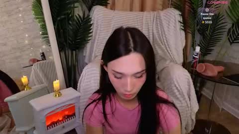 Snapshot of kaiasunshine chatting on 09/23/25, 11:57 Kaia Monday Thursday FridaySaturdaySunday online show from 09/23/25, 11:57