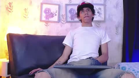 Snapshot of kaiirox chatting on 01/13/26, 02:39 kai online show from 01/13/26, 02:39