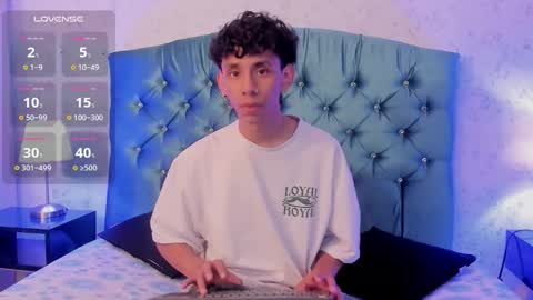 Snapshot of kaiirox chatting on 02/19/26, 03:02 kai online show from 02/19/26, 03:02