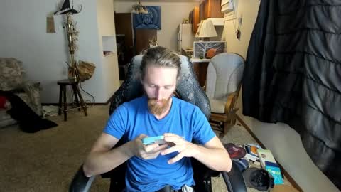 Kaiku77 online show from 10/26/25, 07:20