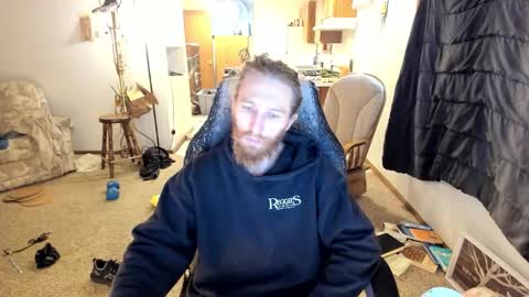 Kaiku77 online show from 11/19/25, 07:47