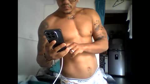 Snapshot of kail_1111 chatting on 12/05/25, 04:14 kail_1111 online show from 12/05/25, 04:14