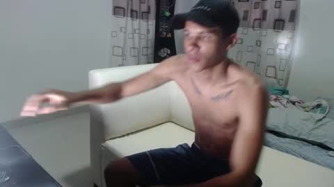 Snapshot of kailan_hot chatting on 10/26/25, 07:42 kailan_hot online show from 10/26/25, 07:42