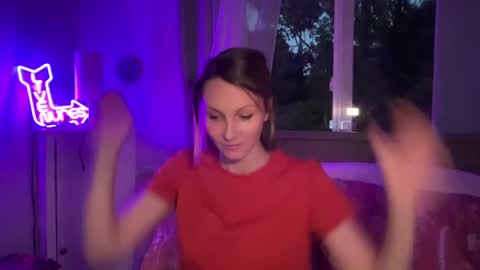 Snapshot of kaileeshy chatting on 01/24/25, 04:27 Kailee Smile online show from 01/24/25, 04:27