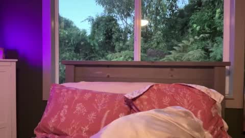 Snapshot of kaileeshy chatting on 01/28/25, 04:18 Kailee Smile online show from 01/28/25, 04:18