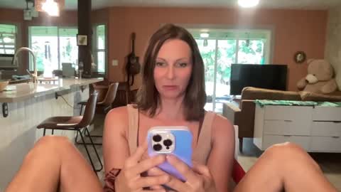 Snapshot of kaileeshy chatting on 09/20/25, 03:51 Kailee Smile online show from 09/20/25, 03:51