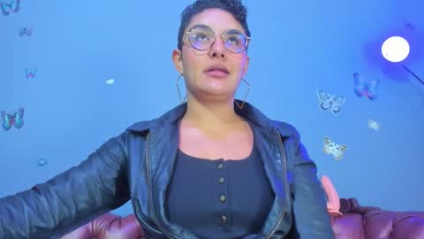 kaira_mosse_ online show from 01/13/26, 11:59