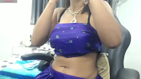 Snapshot of kairadayaamaii chatting on 05/04/26, 12:01 Kaira online show from 05/04/26, 12:01