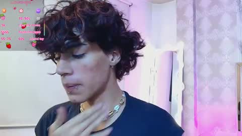 Snapshot of kaisage_tay chatting on 04/08/26, 03:17 kaisage_tay online show from 04/08/26, 03:17