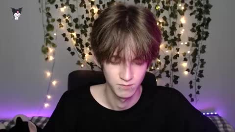 slutkai online show from 11/22/25, 06:18