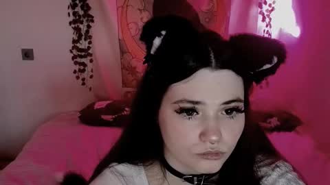 Snapshot of kaisythesmall chatting on 10/18/25, 05:54 Kessy online show from 10/18/25, 05:54