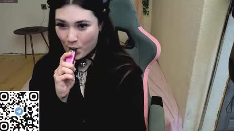 Snapshot of kaisythesmall chatting on 10/28/25, 10:52 Kessy online show from 10/28/25, 10:52