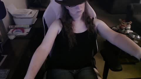 Snapshot of kait331 chatting on 09/27/25, 01:21 Camprincess331 online show from 09/27/25, 01:21