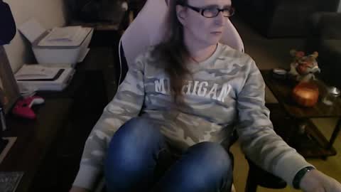 Snapshot of kait331 chatting on 11/02/25, 01:08 Camprincess331 online show from 11/02/25, 01:08