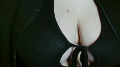 Snapshot of kaitlin_kk chatting on 04/14/26, 10:10 Kaitlin online show from 04/14/26, 10:10