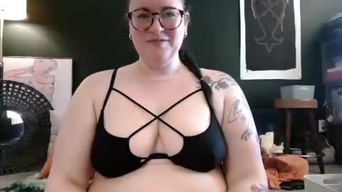 kaitrosss online show from 05/04/26, 07:32