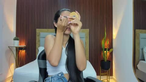 Snapshot of kaitt_ chatting on 02/17/26, 12:34 KAITT online show from 02/17/26, 12:34