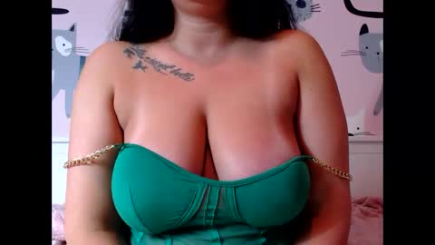 Snapshot of kajasexydoll4u chatting on 09/30/25, 09:09 Kajasexydoll4u online show from 09/30/25, 09:09