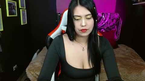 Snapshot of kalanypatterson25 chatting on 01/17/26, 07:17 kalany and jeremy online show from 01/17/26, 07:17