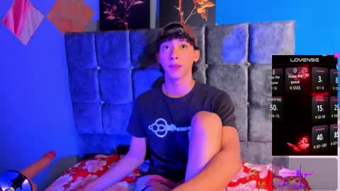 Snapshot of kaletskinny chatting on 10/16/25, 01:23 Daniel online show from 10/16/25, 01:23