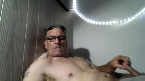 kalifornia91666 online show from 10/31/25, 09:38