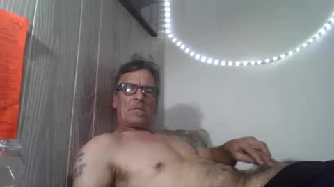 kalifornia91666 online show from 12/18/25, 11:22