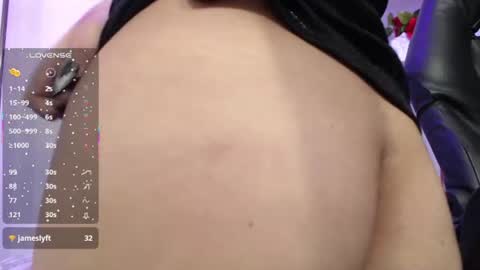 Snapshot of kalilowe_ chatting on 06/18/26, 02:10 Kali online show from 06/18/26, 02:10