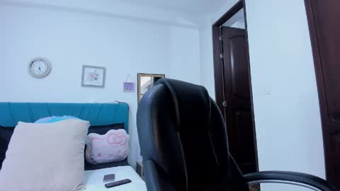 Snapshot of kam_lopez chatting on 05/04/26, 06:26 Kamilalopez online show from 05/04/26, 06:26