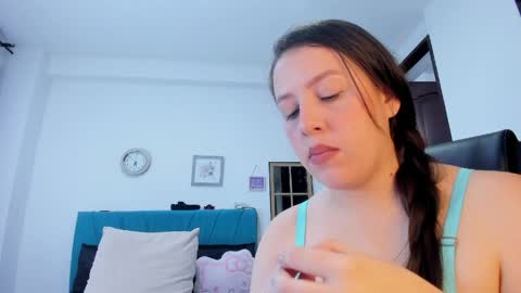 Snapshot of kam_lopez chatting on 05/22/26, 11:10 Kamilalopez online show from 05/22/26, 11:10