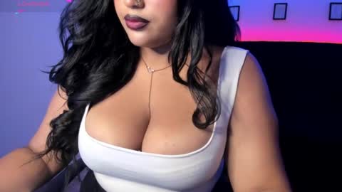 Snapshot of kamala_khan_tx chatting on 06/14/26, 08:55 Online 800 to 1400 online show from 06/14/26, 08:55