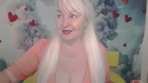 Snapshot of kamaliasim chatting on 02/23/25, 05:01 KamaliaSim online show from 02/23/25, 05:01