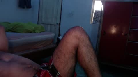 Snapshot of kamenov00 chatting on 09/11/25, 05:35 kamenov00 online show from 09/11/25, 05:35