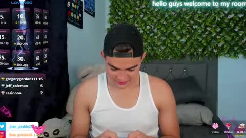 Snapshot of kami_22 chatting on 01/12/25, 12:39 camilo independent model online show from 01/12/25, 12:39