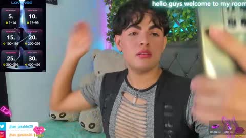 Snapshot of kami_22 chatting on 01/22/25, 07:25 camilo independent model online show from 01/22/25, 07:25
