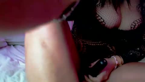 Snapshot of kamila_french chatting on 01/27/25, 10:06 Kamila online show from 01/27/25, 10:06